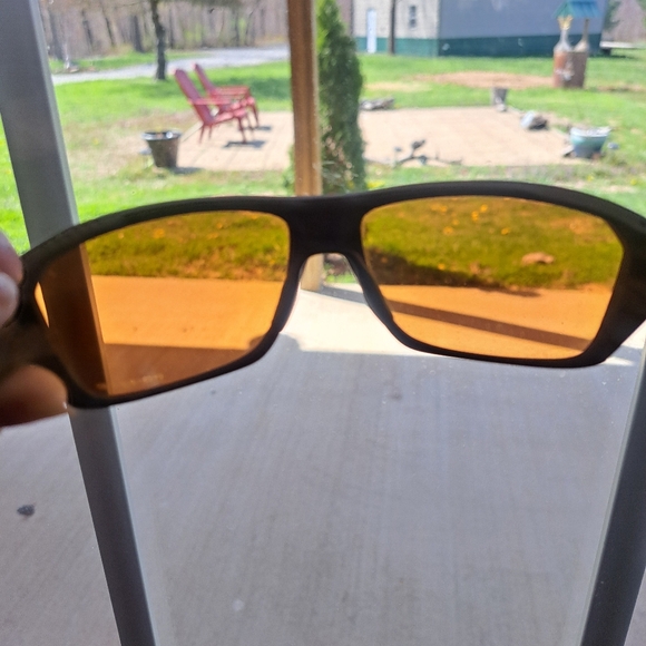 OAKLEY/CASE & SUNGLASSESN̈ - Picture 2 of 14